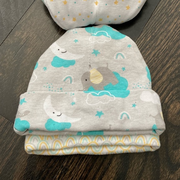 Infant Baby Elephant Print Cotton Caps 5-pack by Petite L’Amour - Picture 6 of 7